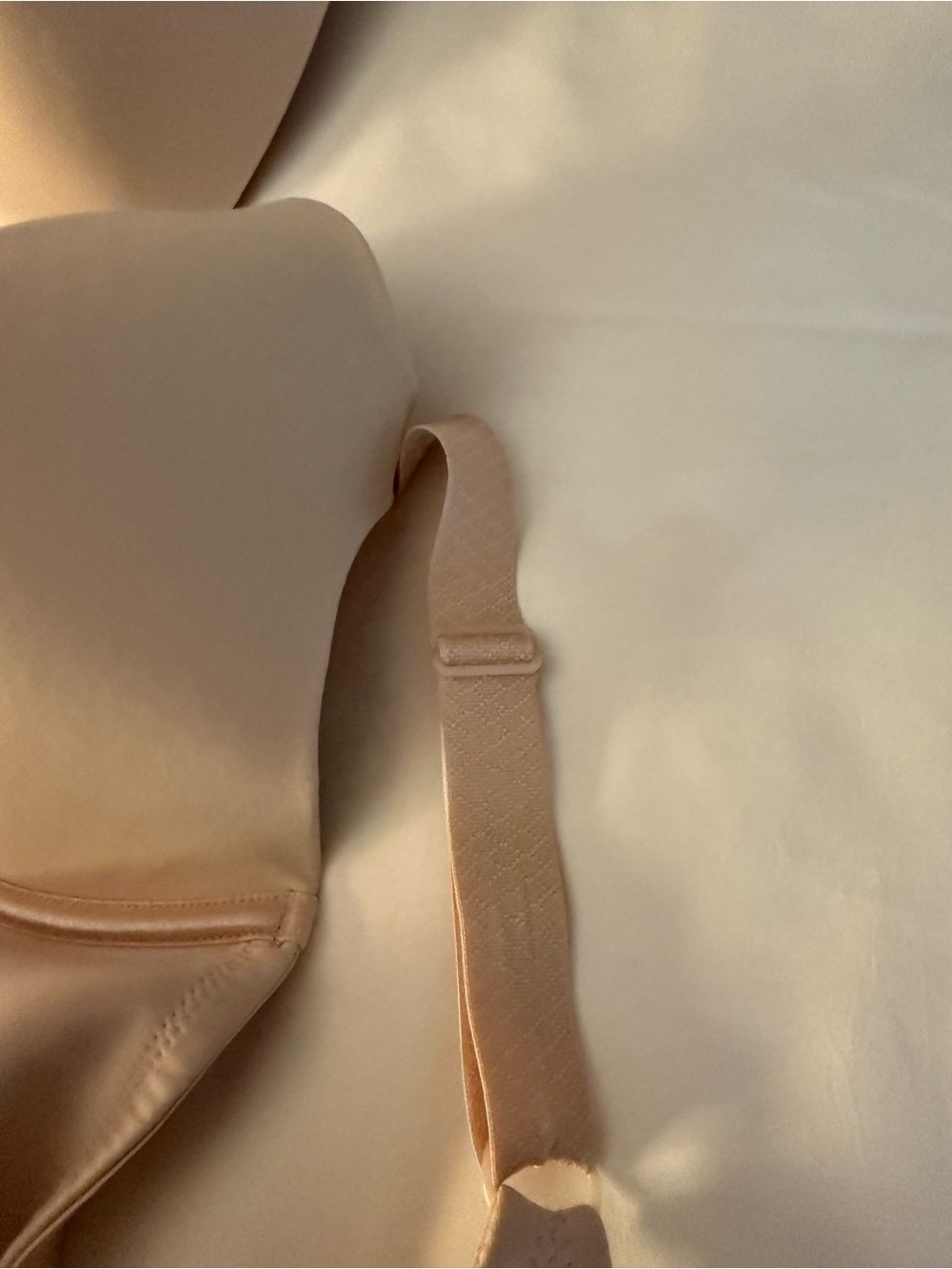 Vanity Fair Light Nude Smooth T-Shirt Bra - Picture 4 of 5